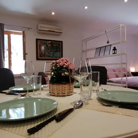 Sandra2 * Ловран