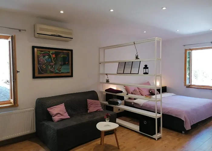 Sandra2 Apartament *